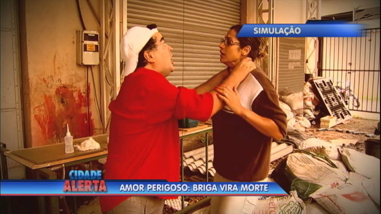 Marido descontrolado mata esposa com pá