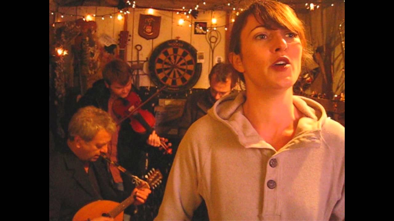 Fay Hield - The Wicked Serpent - Songs From The Shed Session