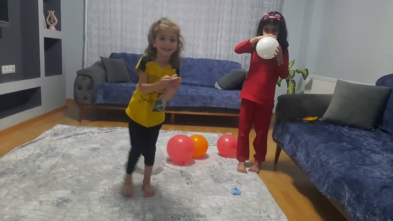 balon patlatma videosu ve yine nisa kaybetti yine küstü 😜😜