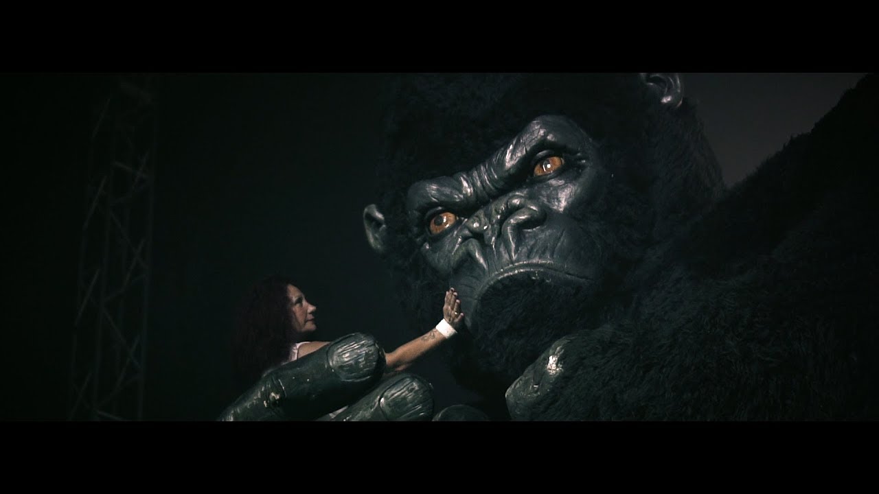 Malab&aacute; ft. Sacik Brow & Evang - Circo (video oficial) Prod. Ray Denz