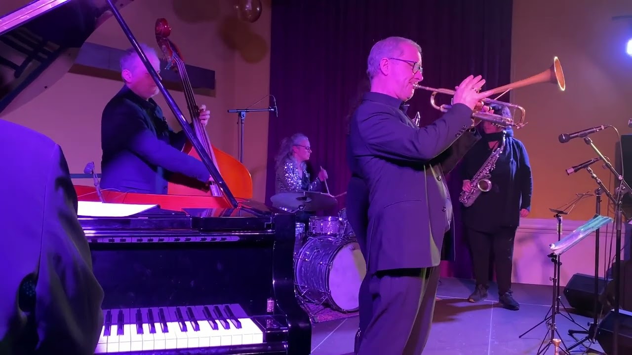 JULIE SAURY SEXTET - CRAZY RHYTHM