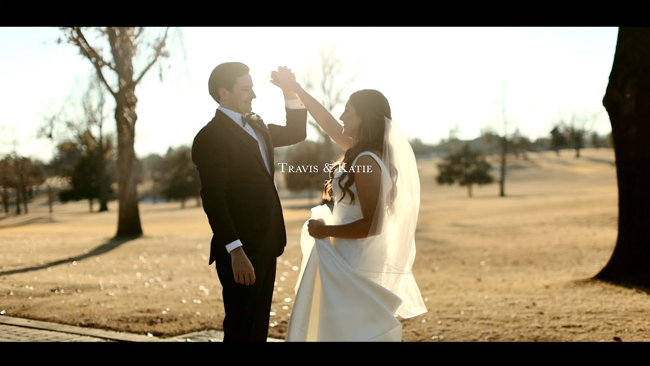 A Fairytale Christmas Wedding at Oklahoma City Golf & Country Club