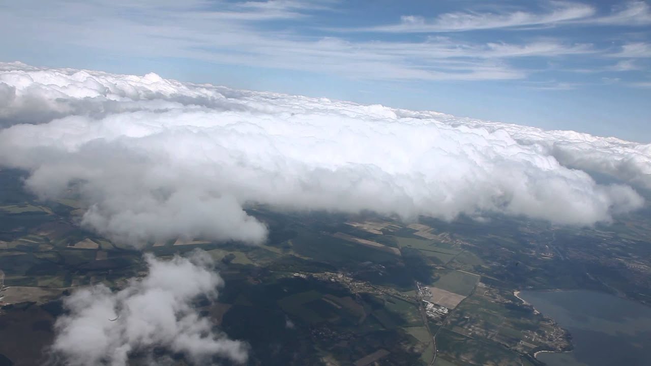 Nysa lake over the clouds ppg flight