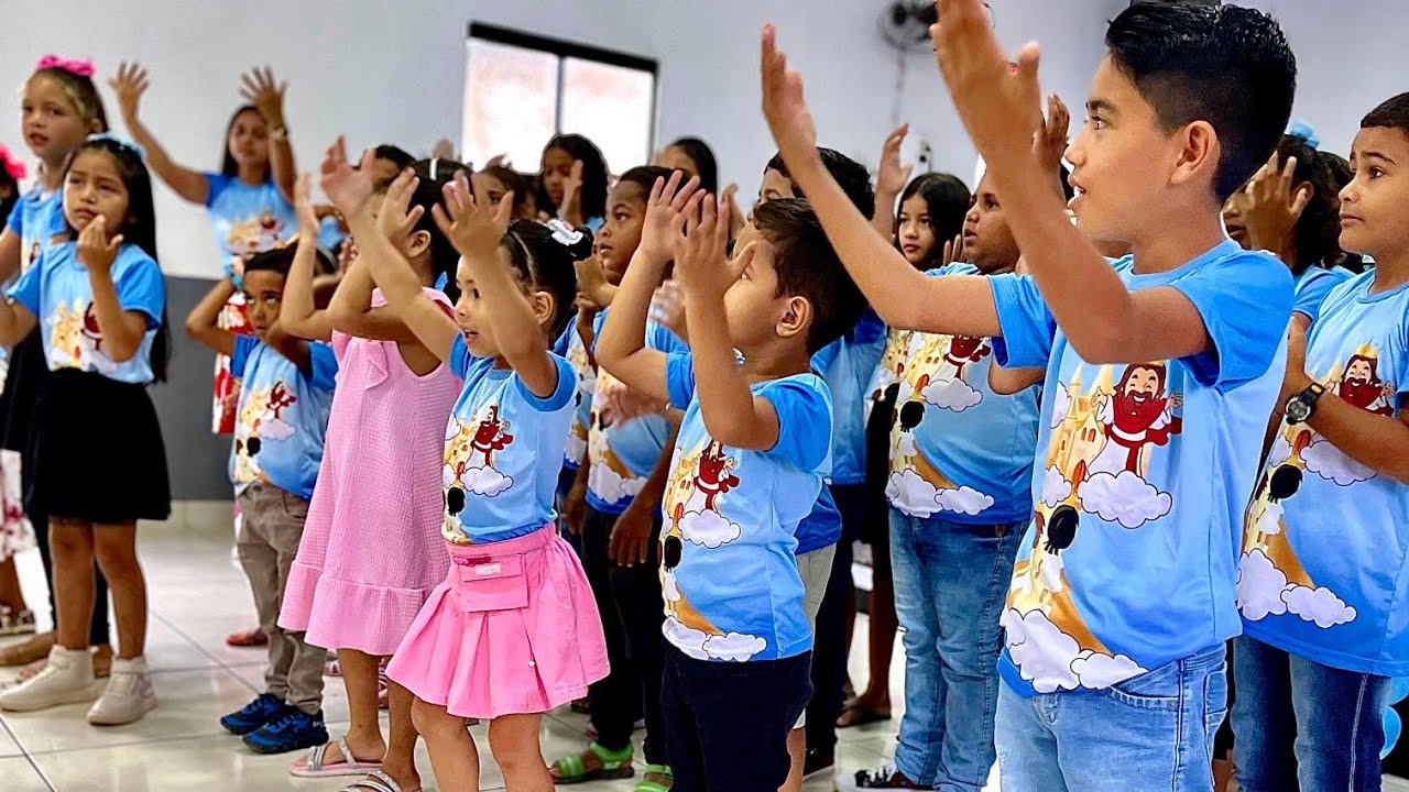 coreografia infantil | Medley corinhos de fogo 🔥🔥