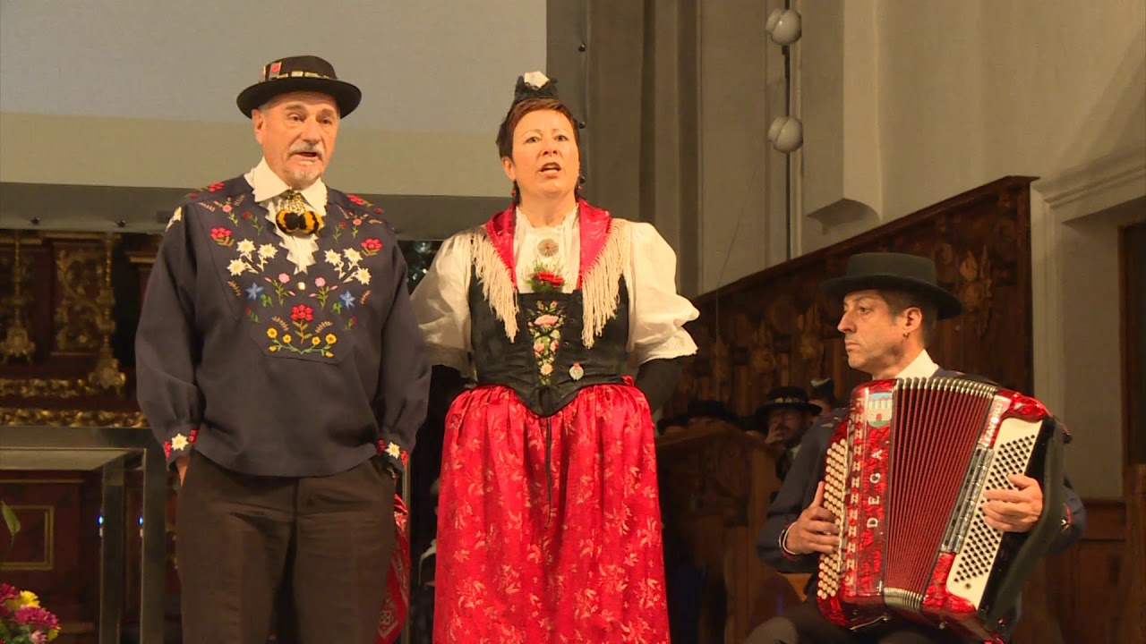 Jodlerclub Seerose: Auftritt  Andermatt
