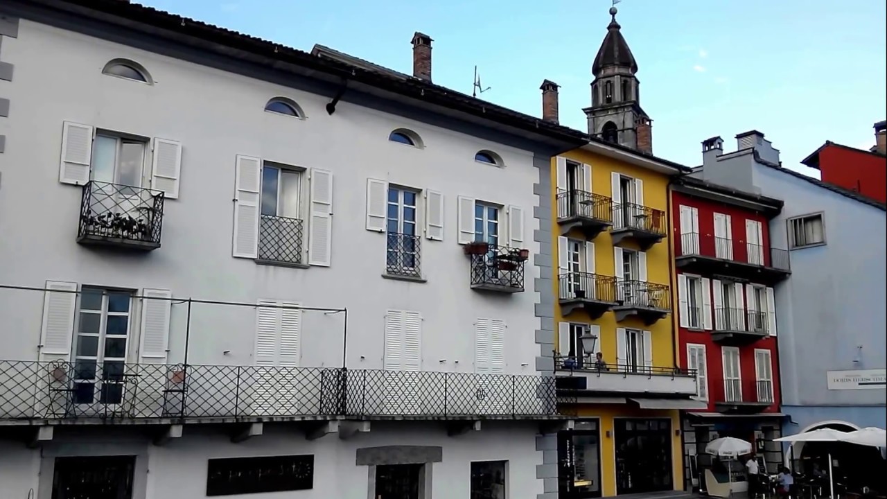 Una vista serale su Ascona * 19-08-2018