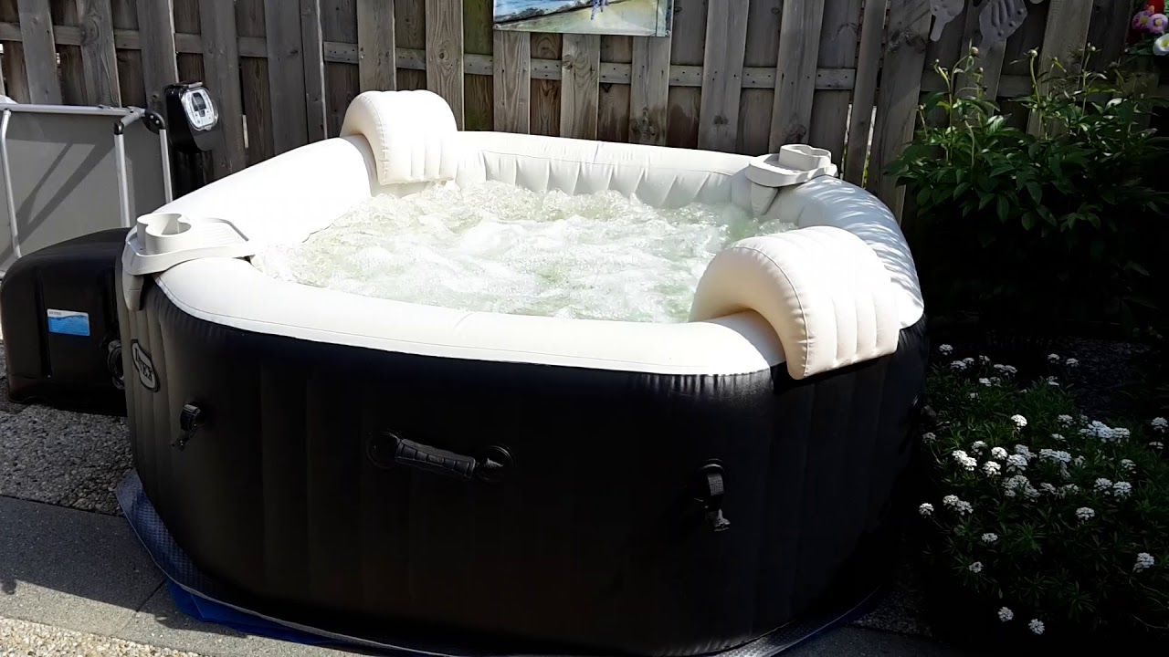 Octagon Intex Jet & Bubble 4p.