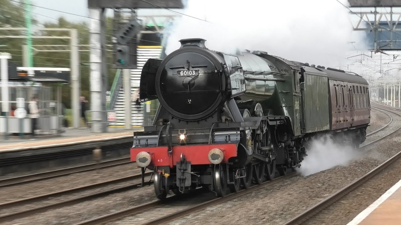 60103 `Flying Scotsman` Flies Through Rugeley Trent Valley, 12-10-22