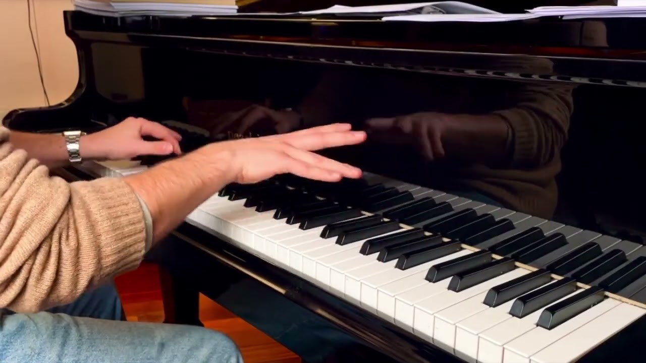 Joe Hisaishi - The path of the wind (My neighbour Totoro) - Piano