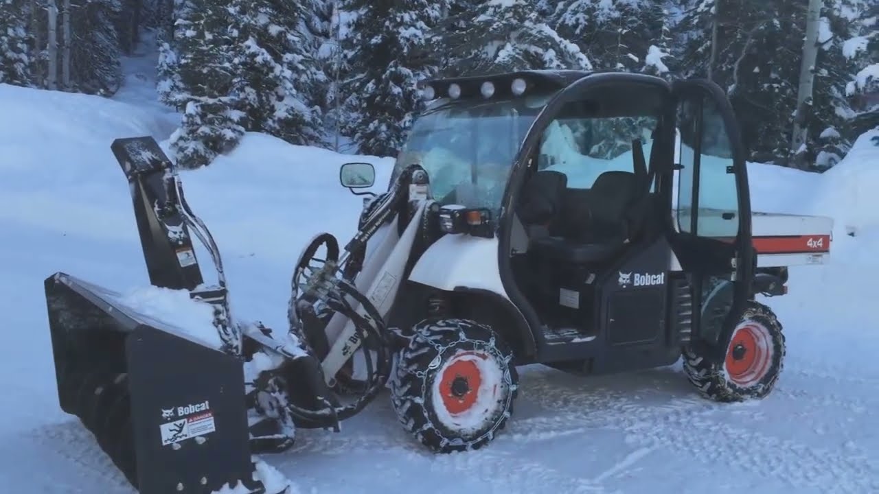 Bobcat Toolcat 5600 / SB240 Snowblower, UW56 review