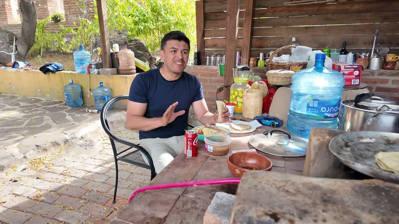 Nos llevamos SORPRESA con las Gallinas, y Hablamos sobre CHARRO Y MAYRITA 🤣