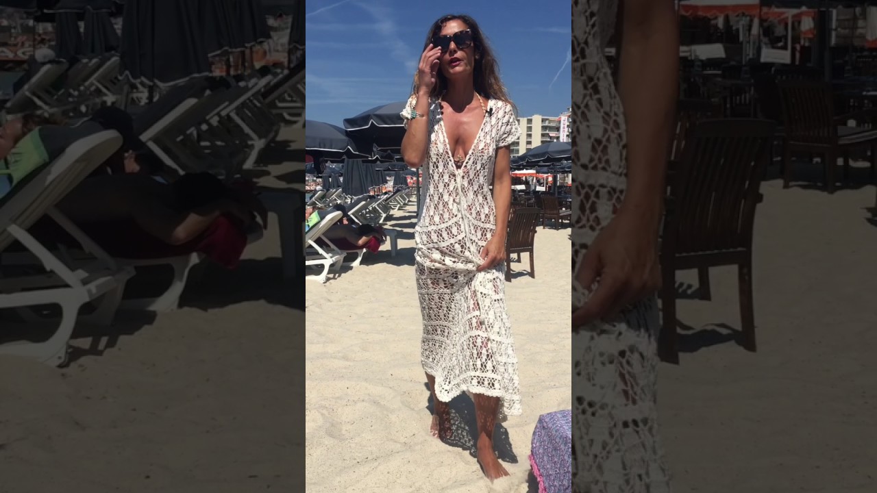 Essayage robe Laura depuis la plage Le Ruban Bleu à Juan les pins