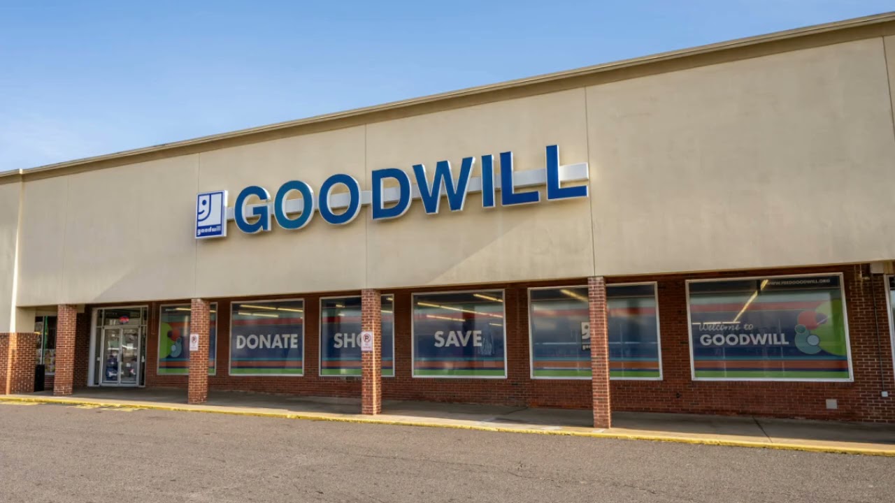 Тихий аукцион Goodwill — головы им долой!
