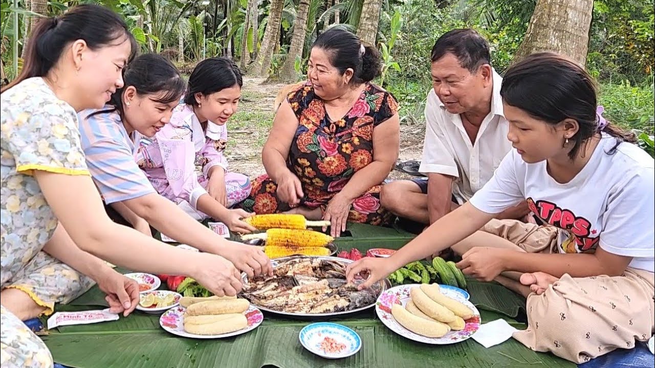 Cá Nướng Bờ Đê Một Ngày Vui Nhộn Khi Gia Đình Cùng Nhau Ra Vườn Cắm Trại  | TKQ & Family T1904