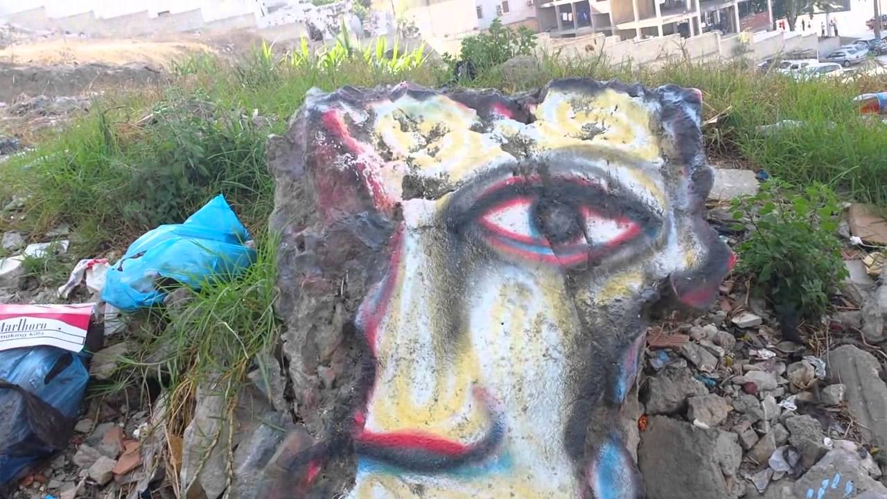 Tangier street paintings  - (Vlog)