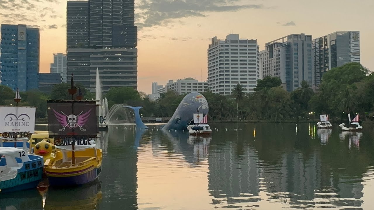 เดินออกกำลังกายยามเย็น บรรยากาศล่าสุด#สวนลุมพินี #bangkok ￼