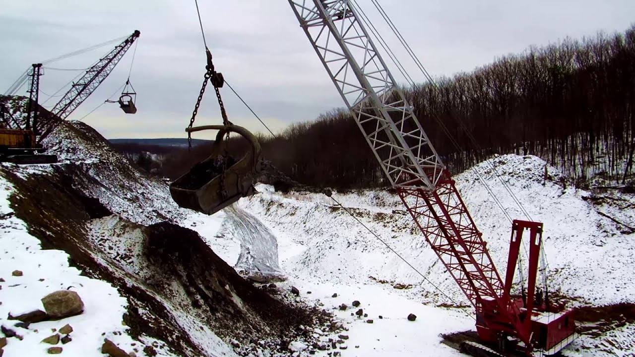 Clark-Lima 2400-B Working with Manitowoc 4600