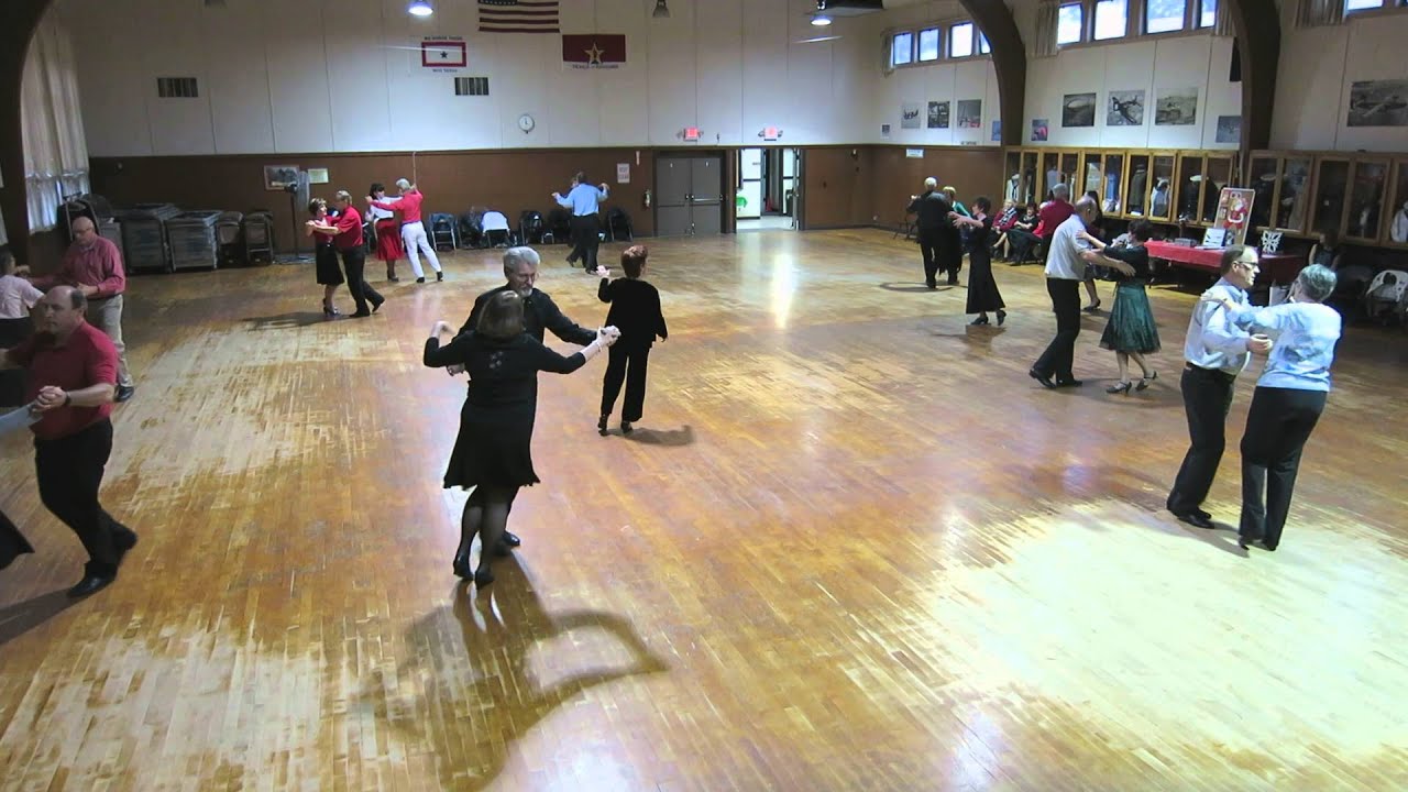 Once upon a December Round Dance (Viennese Waltz Ph IV+2)