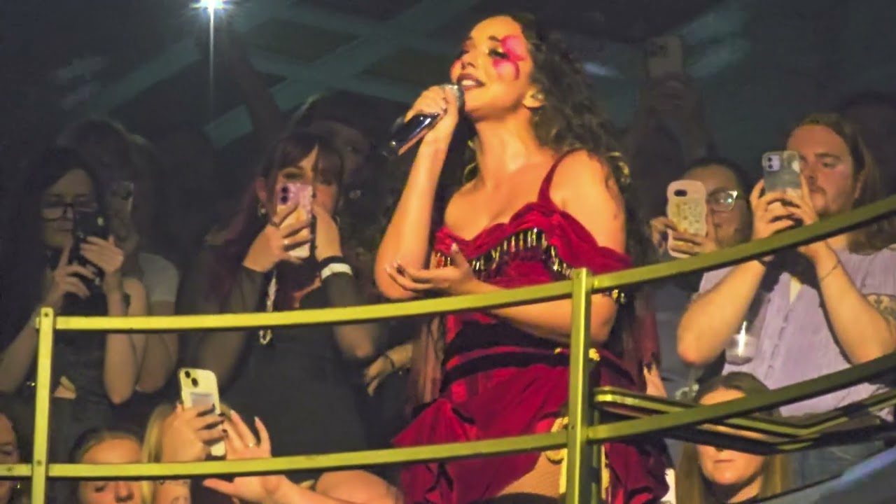 Jade - Silent Disco - That's Showbiz Baby! Tour Newcastle City Hall 18/10/2025