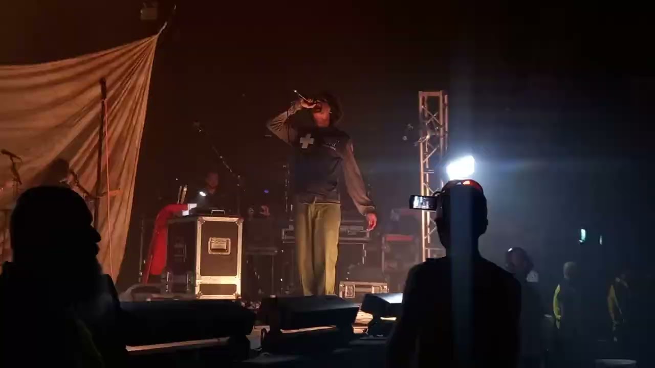 Dominic Fike - Come Here - Live in Birmingham 22nd September 2023