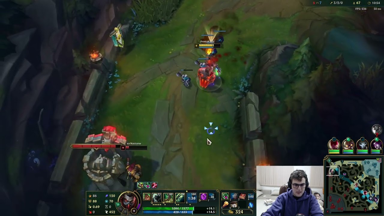 Обръщам Tryndamere и цяла игра split push-ka от яд (Singed е як герой)