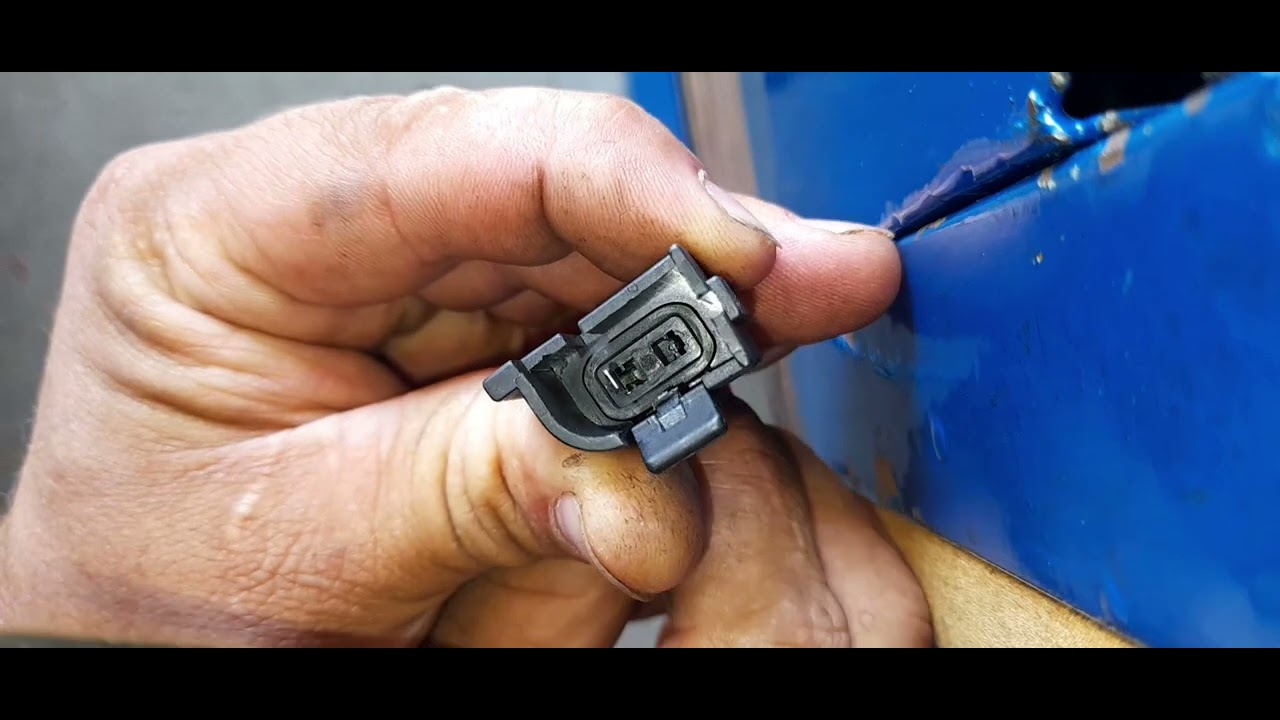KADETT IPANEMA MONZA EFI DESLIGANDO ANDANDO  DEFEITO INTERMITENTE  PODE SER PLUG DA BOBINA