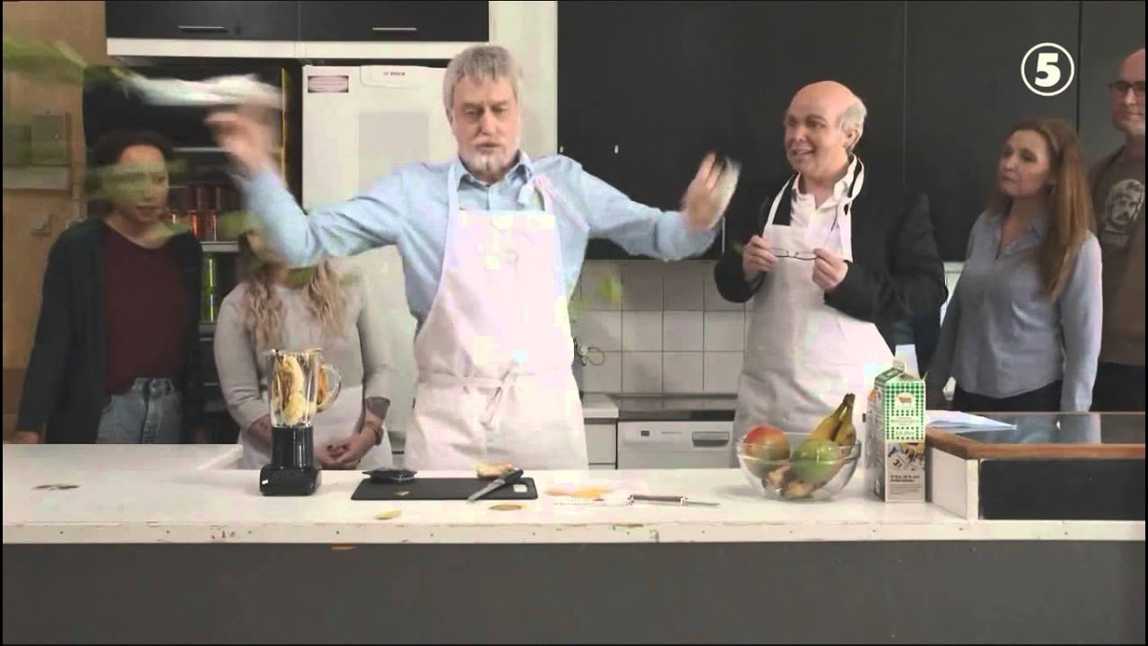 Partaj Björn Hellberg gör smoothie