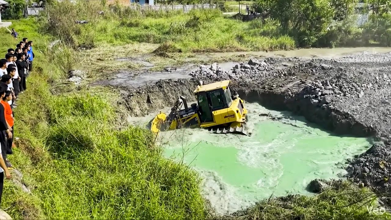 OMG!! Challenging Terrain 😲 Struggle Bulldozer vs Dump Truck Land Filling Up Process