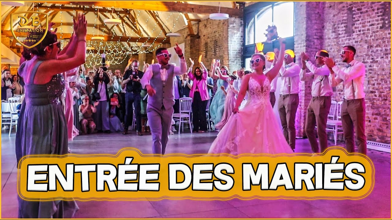 L'ENTREE DES MARIES de Camille & Raph 👰🤵💖 sur l'incontournable Sarà perché ti amo 🤩