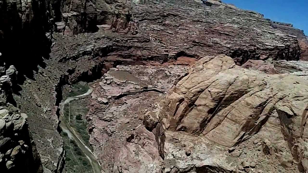Hidden Splendor, UT - Canyon Approach and Landing (Utah backcountry ) HD