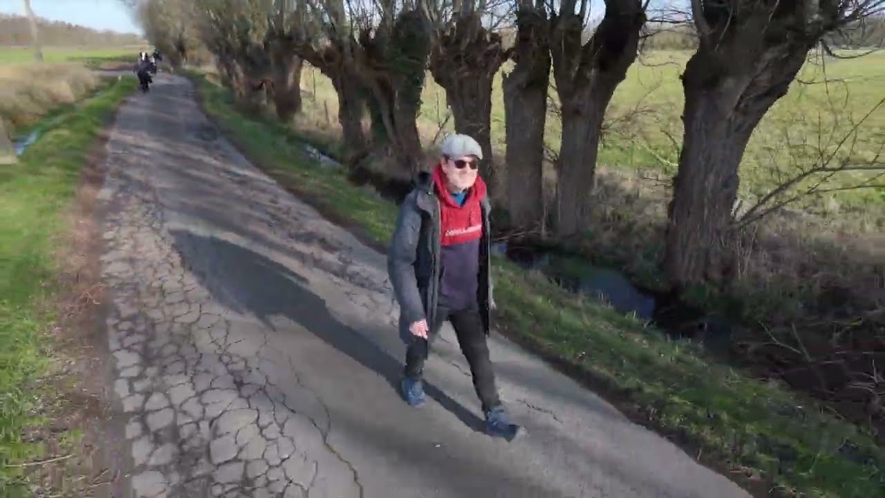 De mooiste kunstenaarsroute van Vlaanderen? | Wandelen in de Latemse Meersen #sintmartenslatem