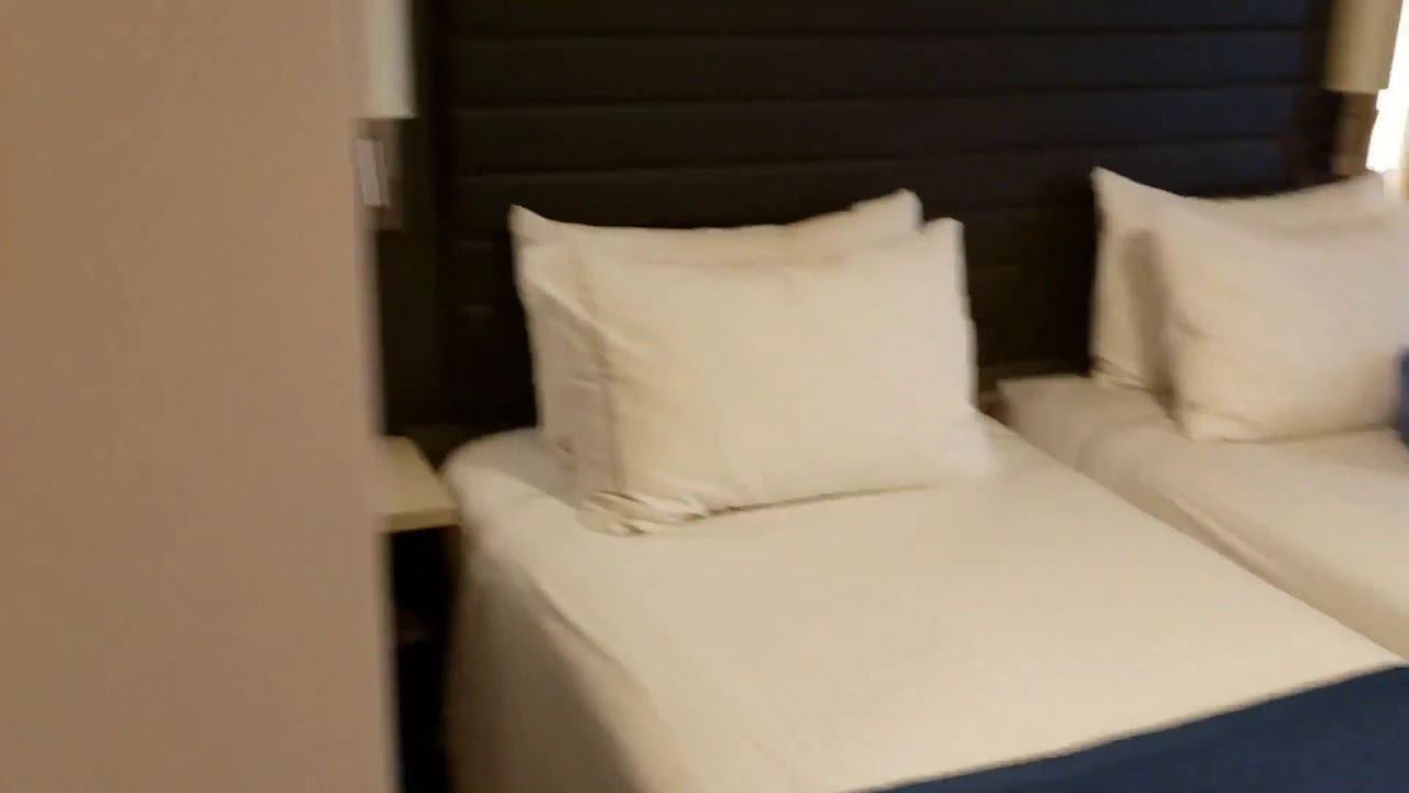 Norwegian Bliss: Balcony cabin - Category BD #14100