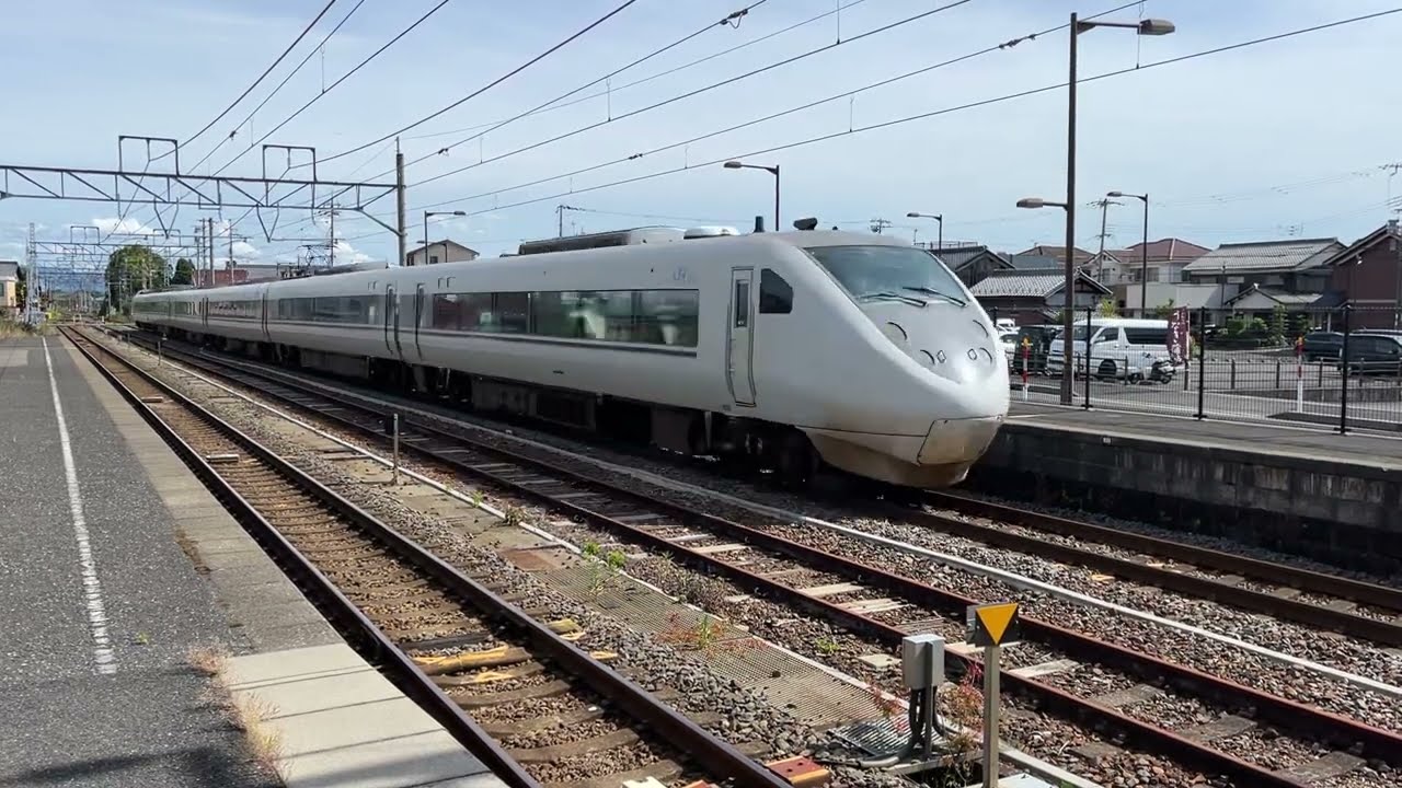 【ジョイント音響かせ北陸本線を高速通過！！】681系　高月駅通過
