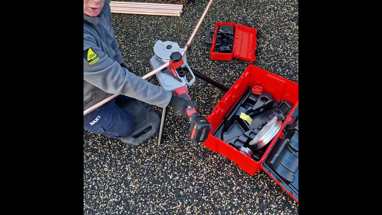 Rothenberger Robend 4000 E pipe bender.  #gaslecpodcast #gaslec_kent #plumbing #Rothenberger