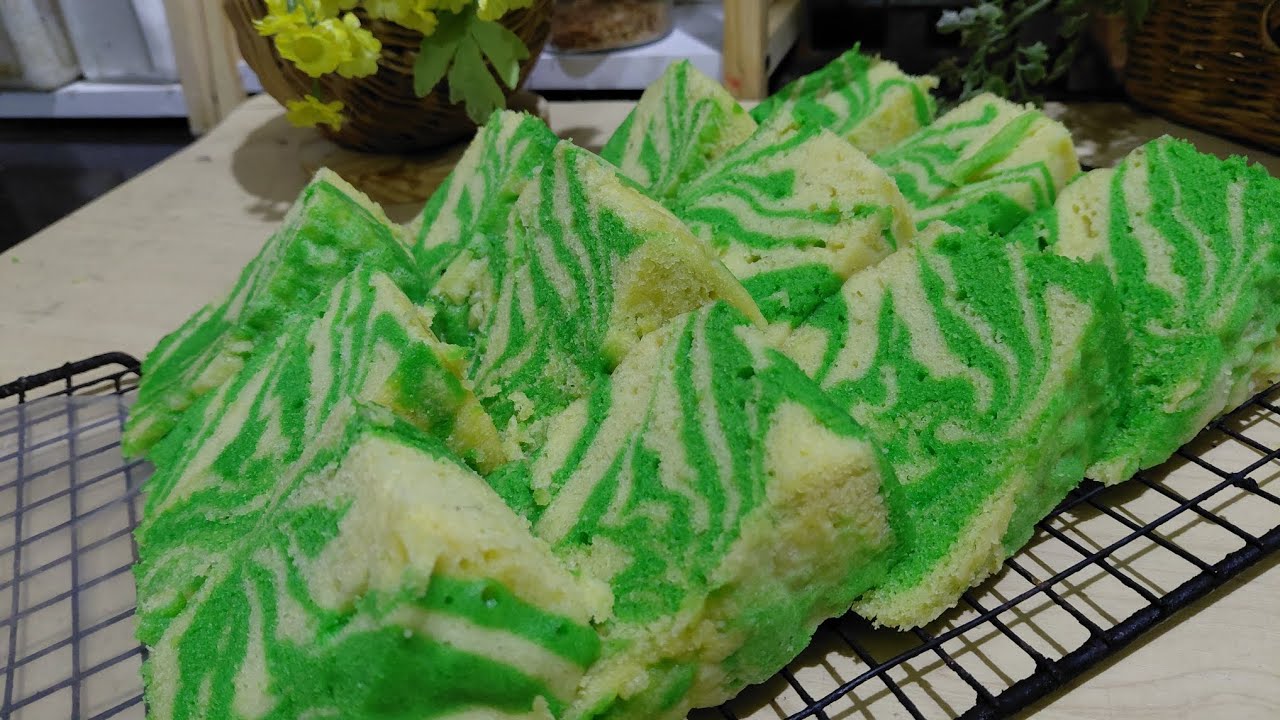 BOLU KUKUS PANDAN