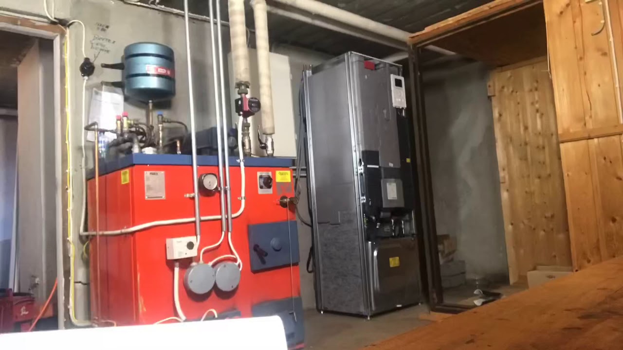 Installing heat pump. Bergvarmepumpe Nibe