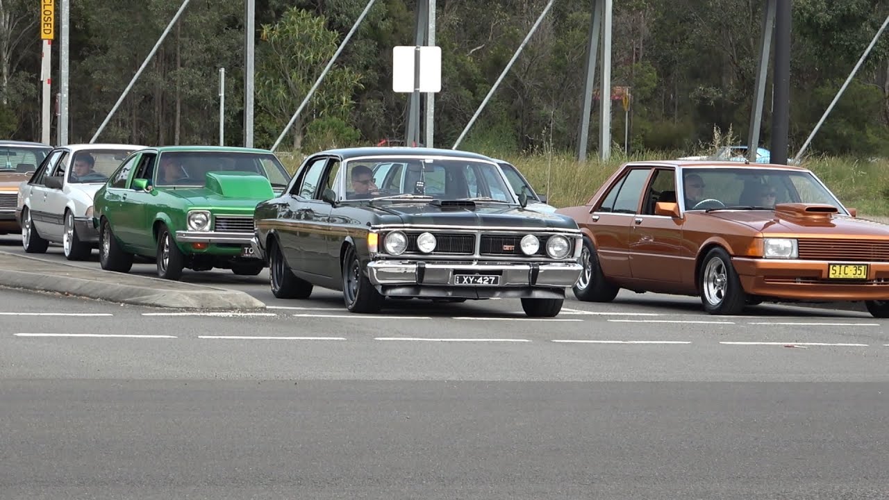 Hot cars cane it leaving car show Sydney, Bungarribee Park, OMCC event