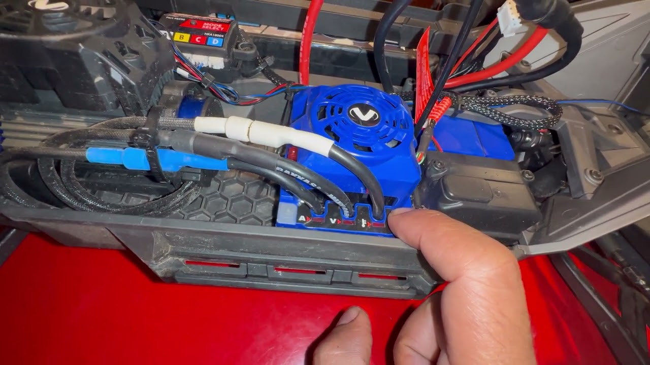 Спортивный режим Traxxas MAXX v2 для ESC