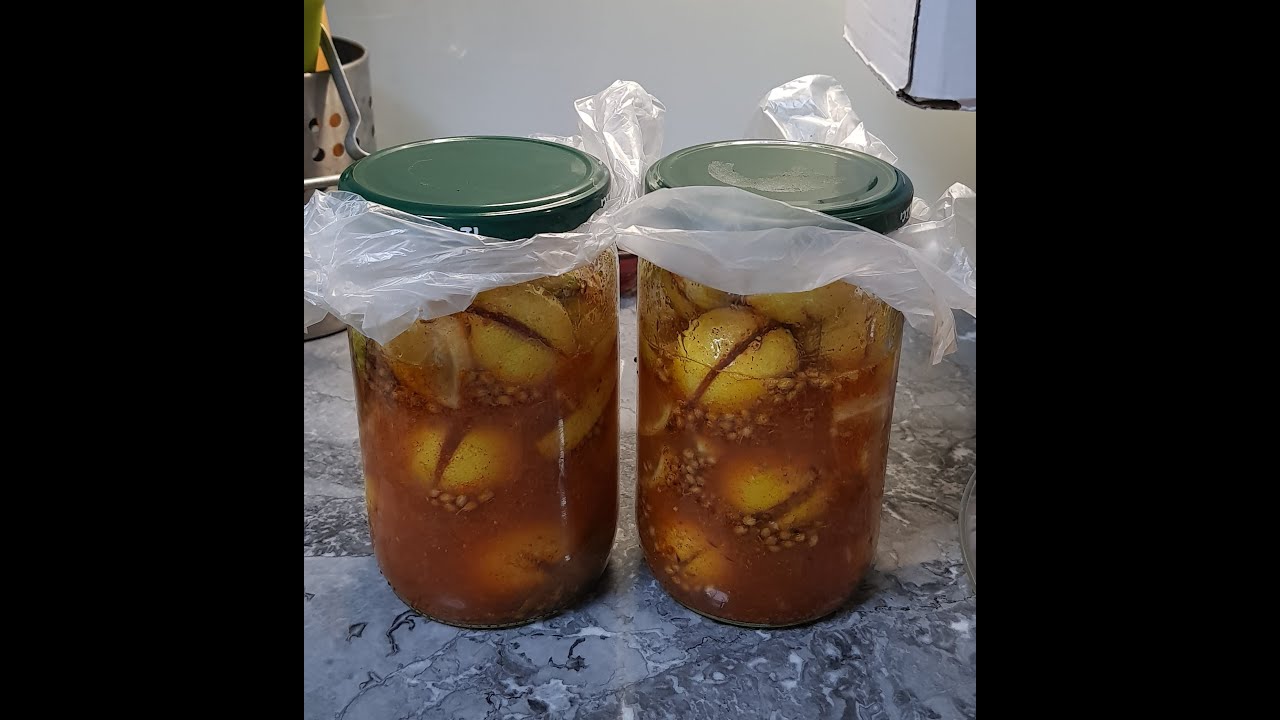 לימונים קטנים כבושים