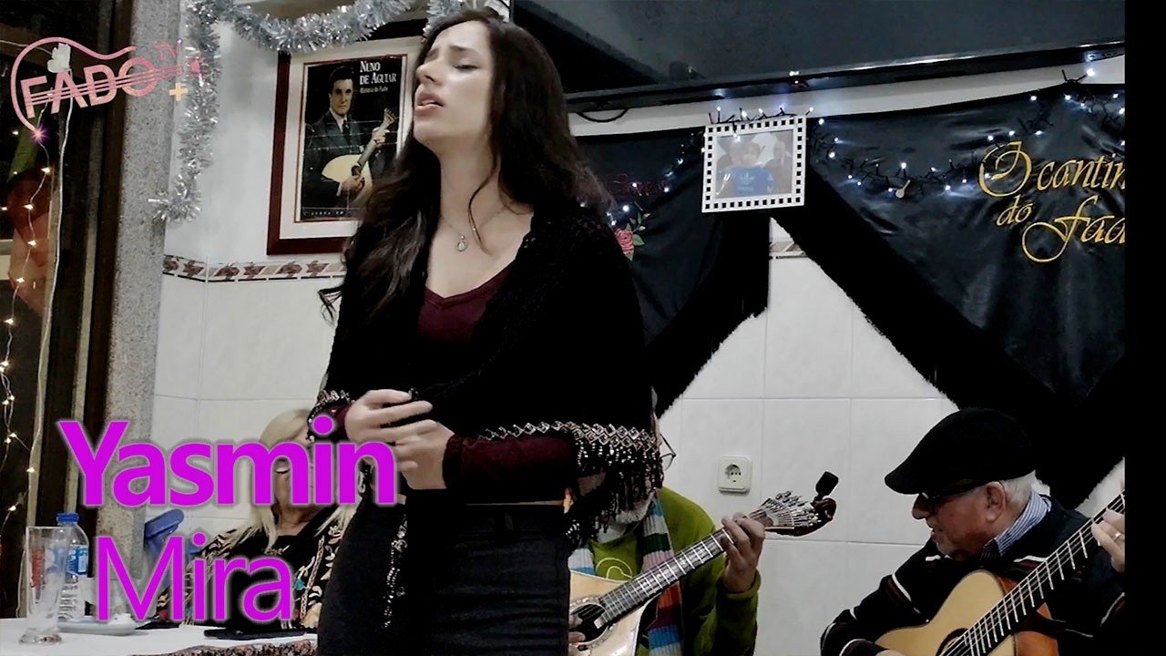YASMIN MIRA  com um fado 