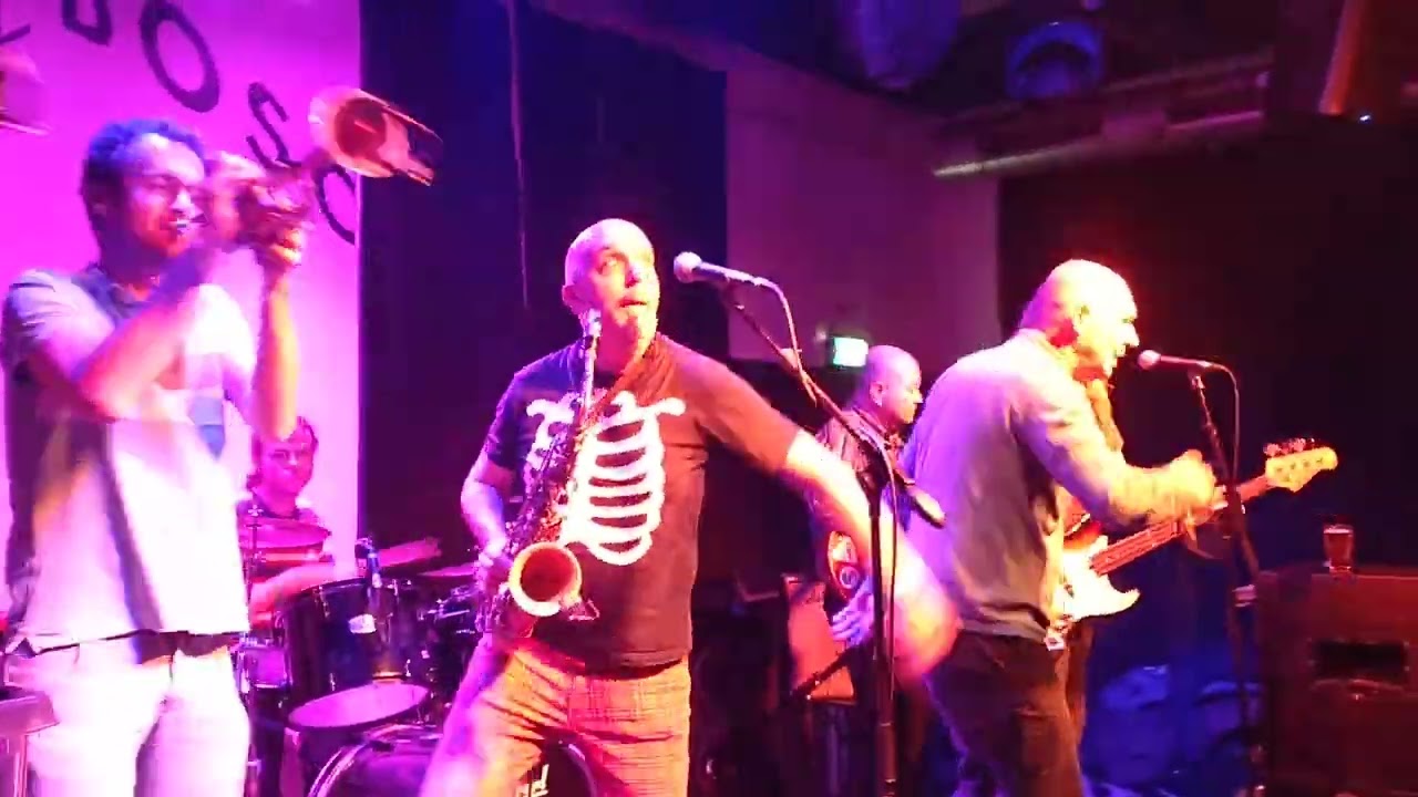 Ronny Skanks - T maak nie uit