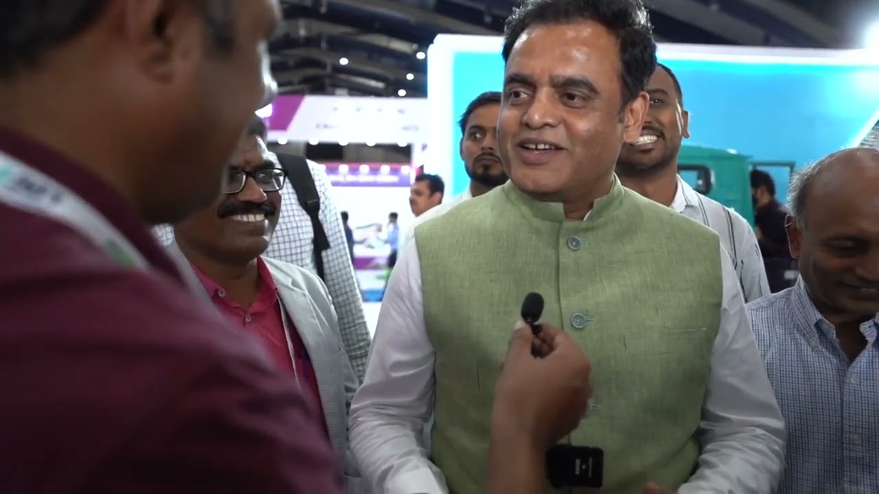 Dr. C.N Ashwathnarayan Minister of Electronics, IT - Government of Karnataka at Green Vehicle Expo