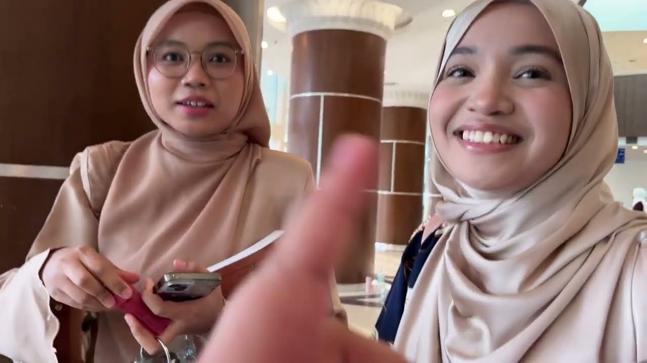 EXAMM SEASON IS BACKKKK!!! Kalini kita banyak terjah orang untuk reaction diaorang! LESEEGOOOO FINAL