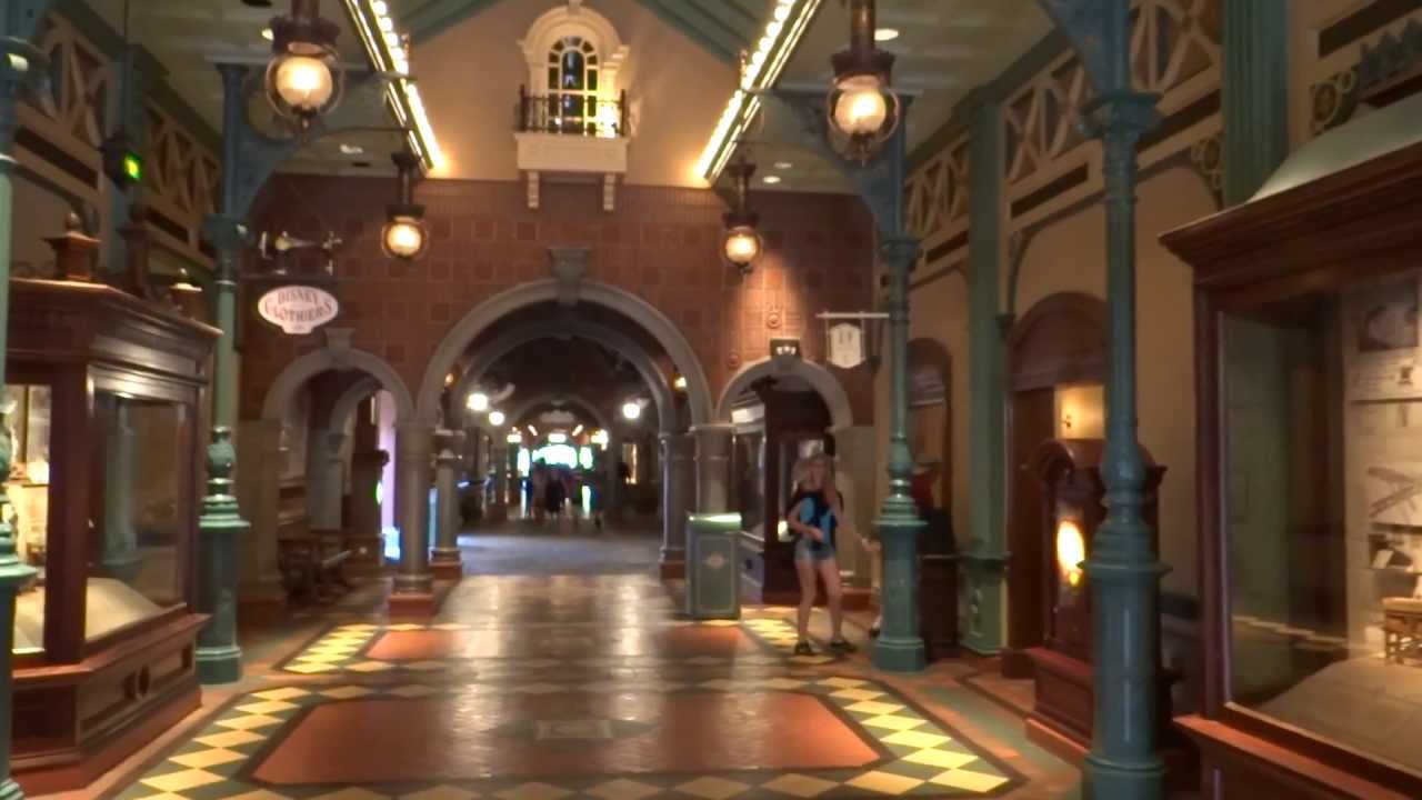 Disneyland Paris Discovery Arcade