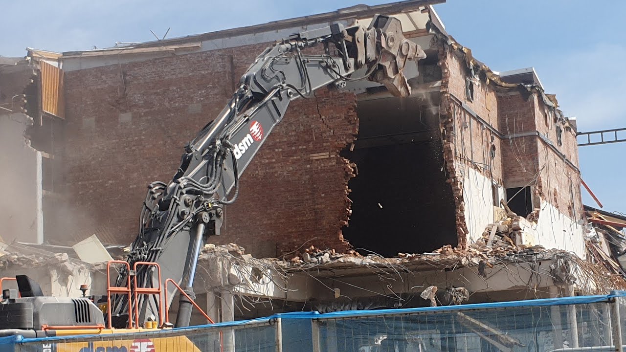 The Demolition - Blackpool Will That Lot Collapse
