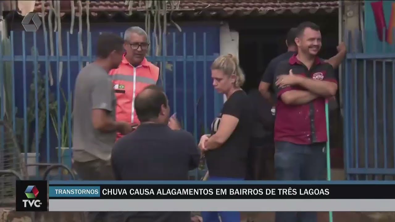 Chuva causa alagamentos em bairros de Três Lagoas