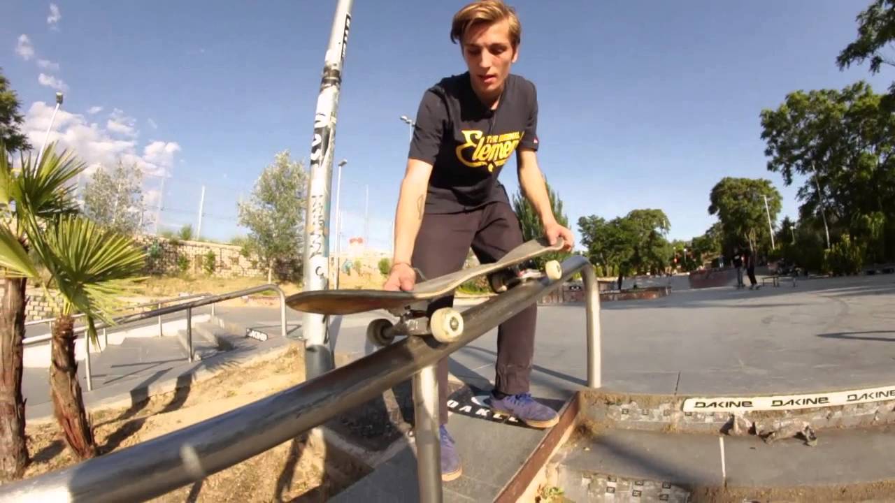 Como hacer frontside smith grind en barra