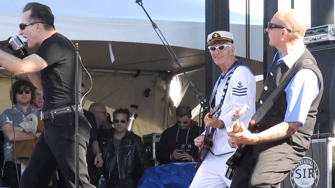 The Damned - New Rose/Neat Neat Neat - Chicago Riot Fest 2015