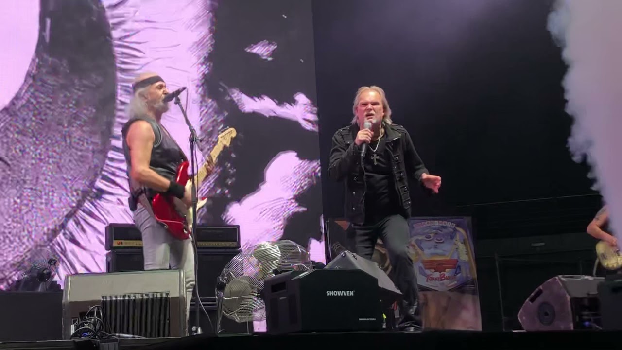 Las flores del mal. Barón Rojo & Jorn Lande. El último vuelo. Wizink Center 28-12-2021