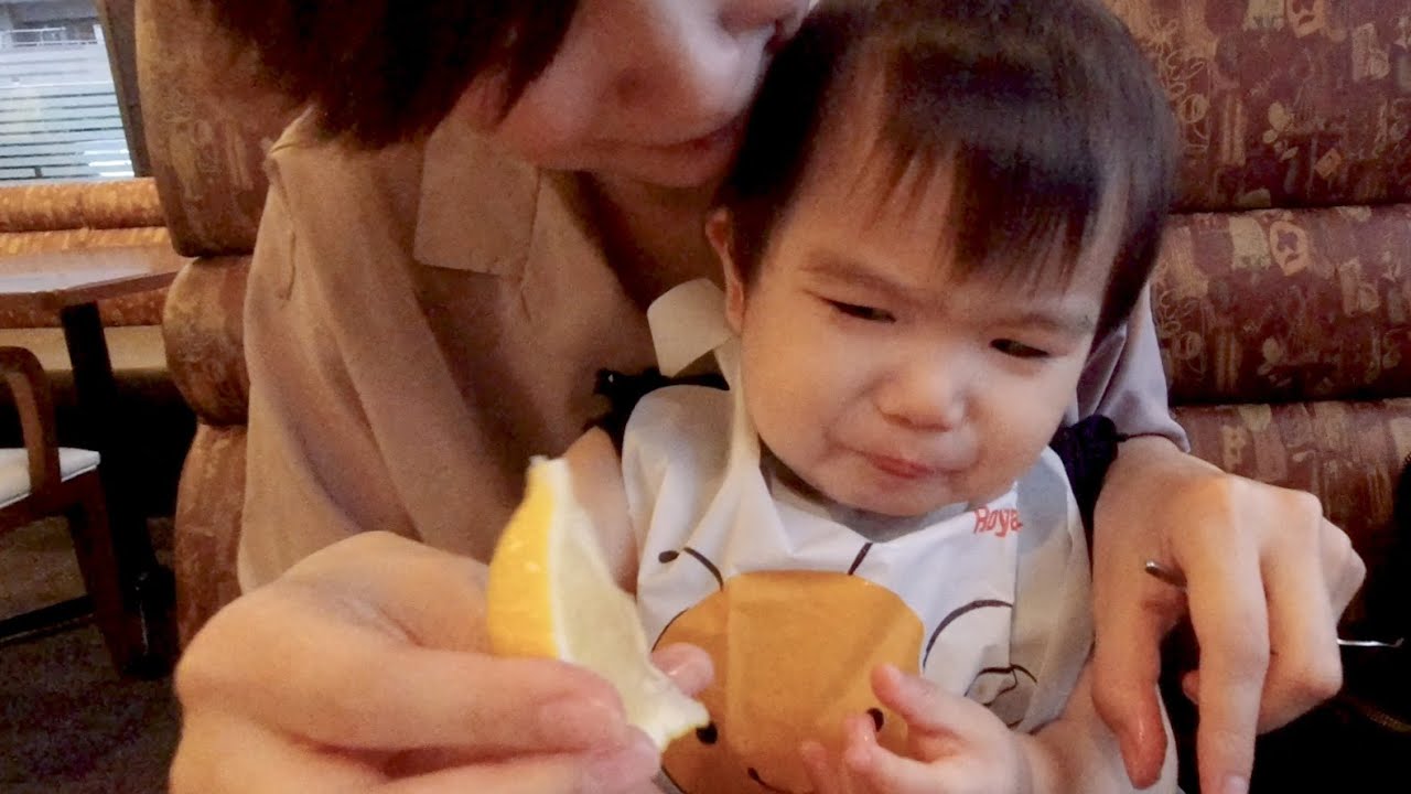 すっぱい顔になる動画